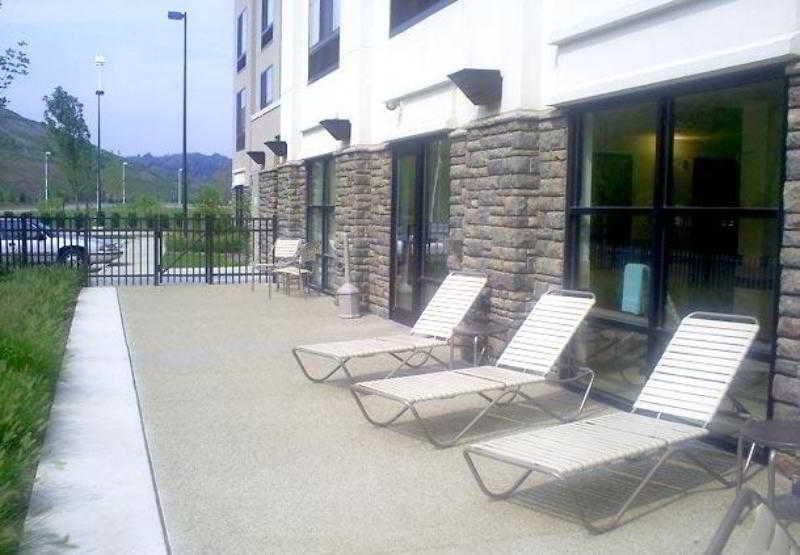 Springhill Pittsburgh Mills 3*