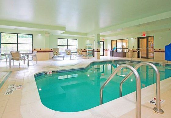 Springhill Pittsburgh Mills Hotel